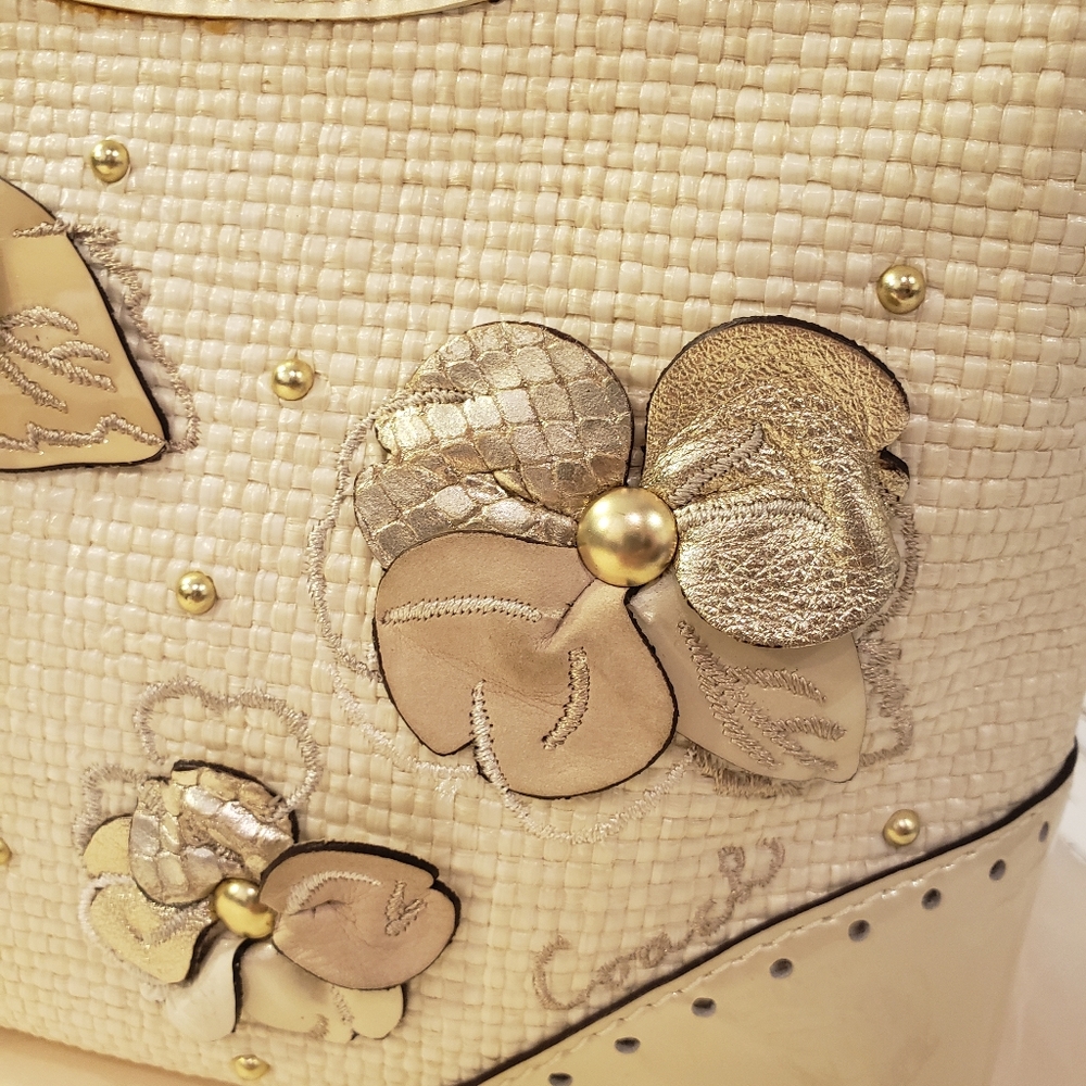 Coach Limited Edition Flowered Straw Bag 104 - Picture 7 of 16